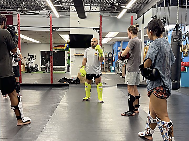 A full Muay Thai class training together at Laguna Muay Thai